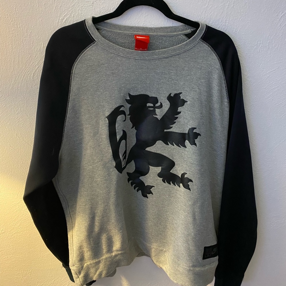Labron James Nike Sweatshirt